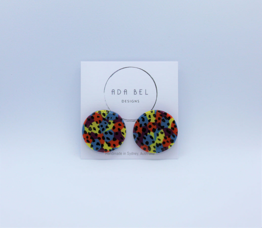 Random Resins - Large Round Stud Multi Colour with Black Spots